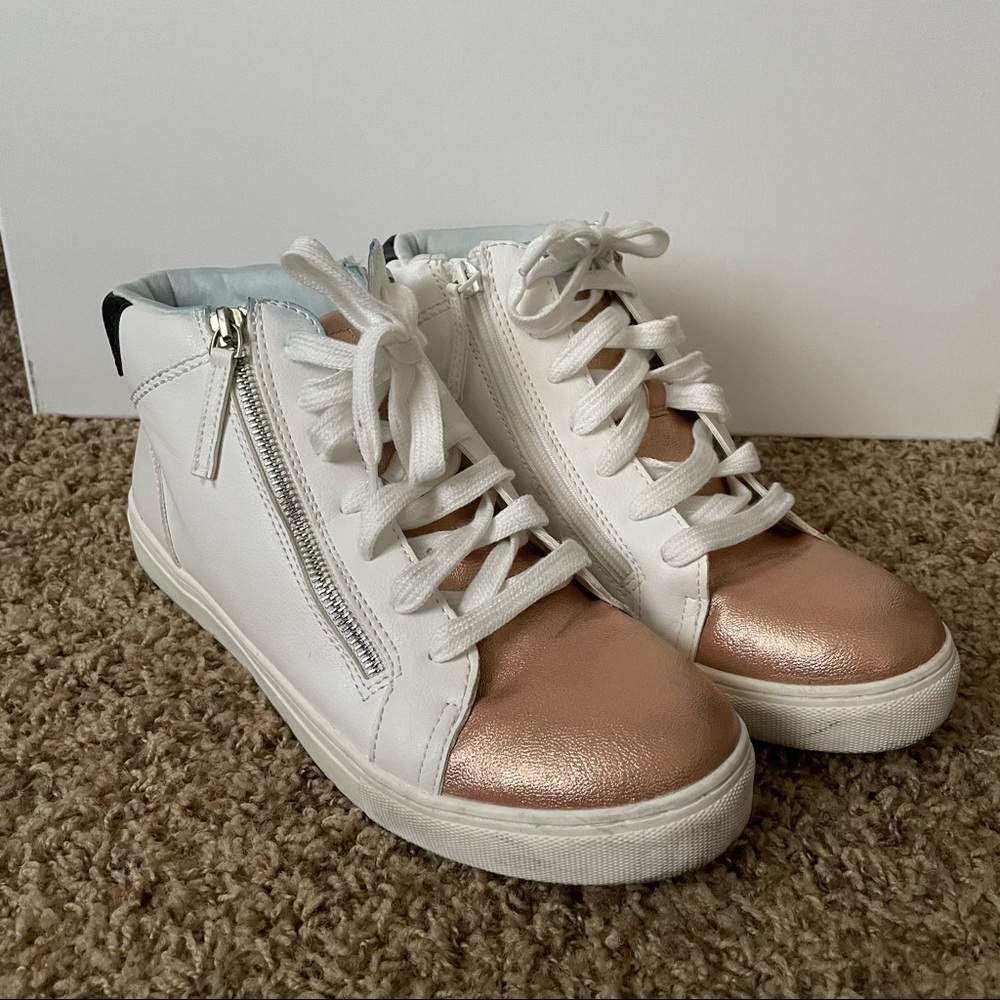 Universal Thread Womens Sz 11 White Hightop Zip Sneakers